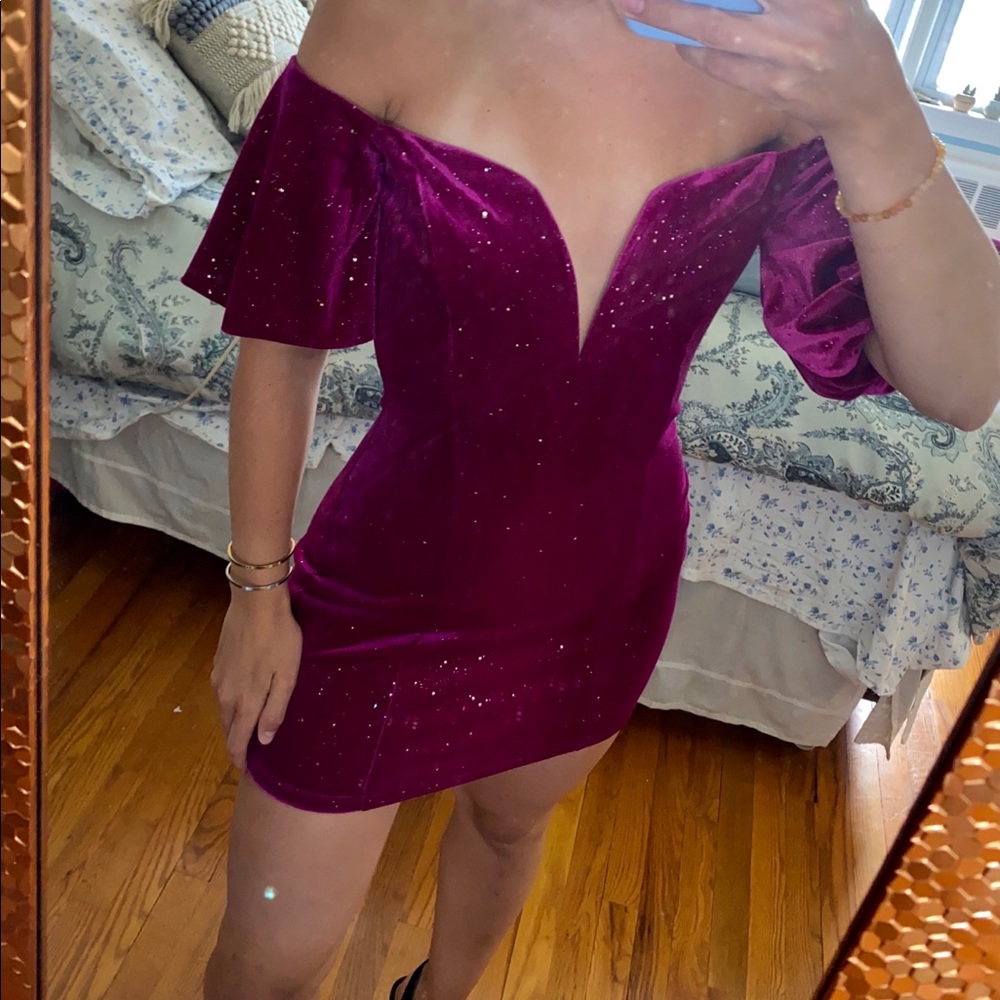 Hot pink boutique NWT balloon sleeve dress